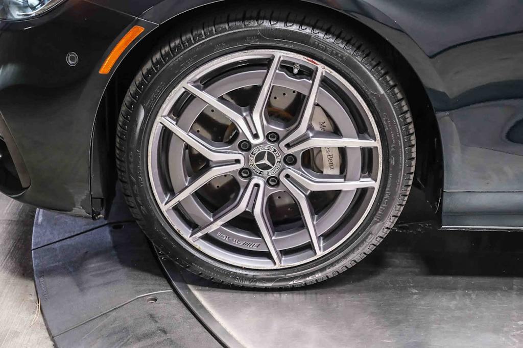 Thumbnail: 2023 Mercedes-Benz E-Class - 18
