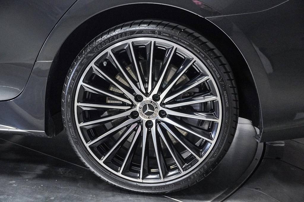 Thumbnail: 2023 Mercedes-Benz CLS - 20