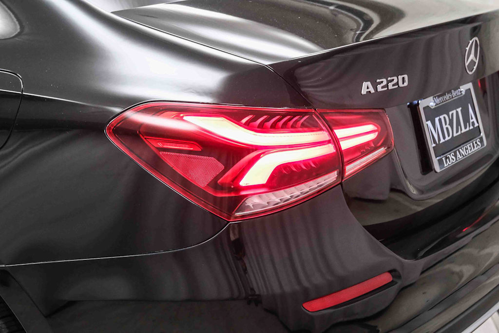 Thumbnail: 2022 Mercedes-Benz A-Class - 17