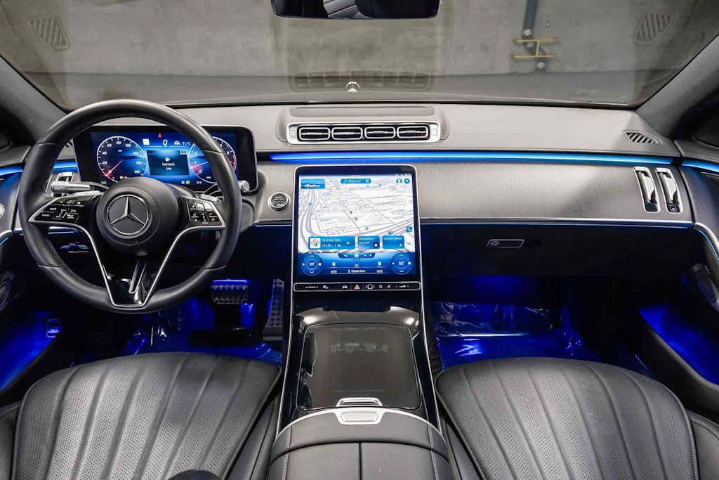 Thumbnail: 2023 Mercedes-Benz S-Class - 2