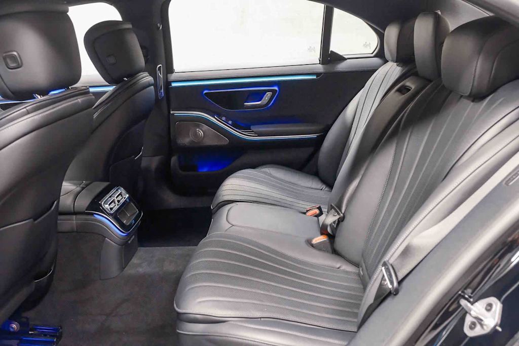 Thumbnail: 2023 Mercedes-Benz S-Class - 11
