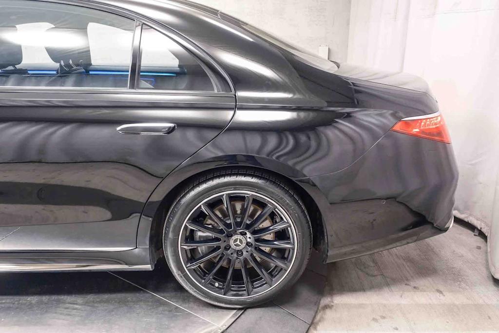 Thumbnail: 2023 Mercedes-Benz S-Class - 6