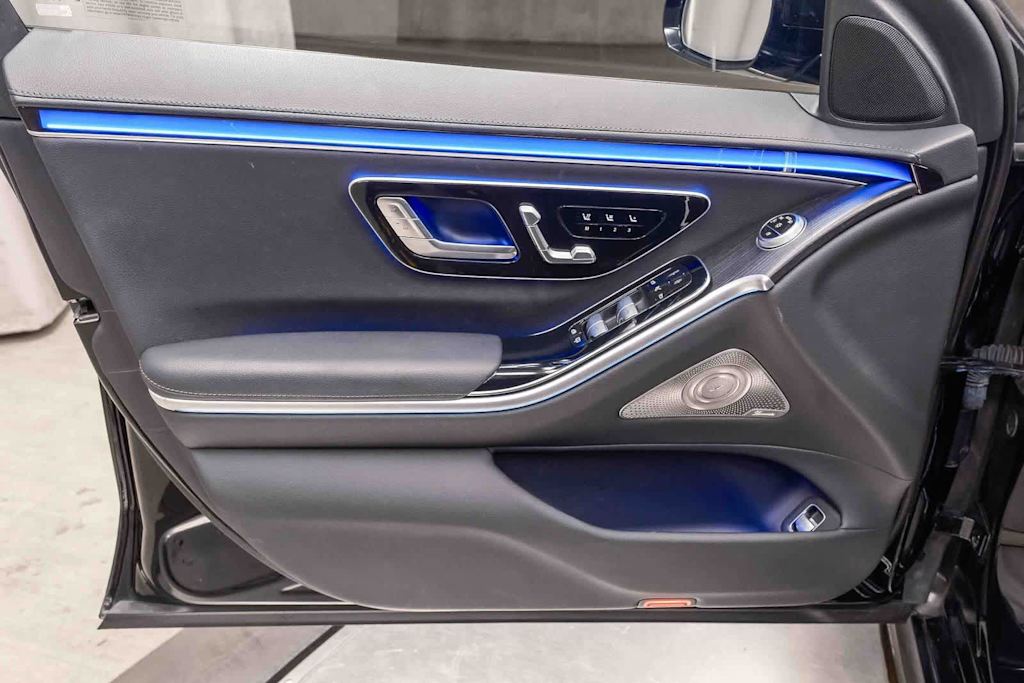 Thumbnail: 2023 Mercedes-Benz S-Class - 27