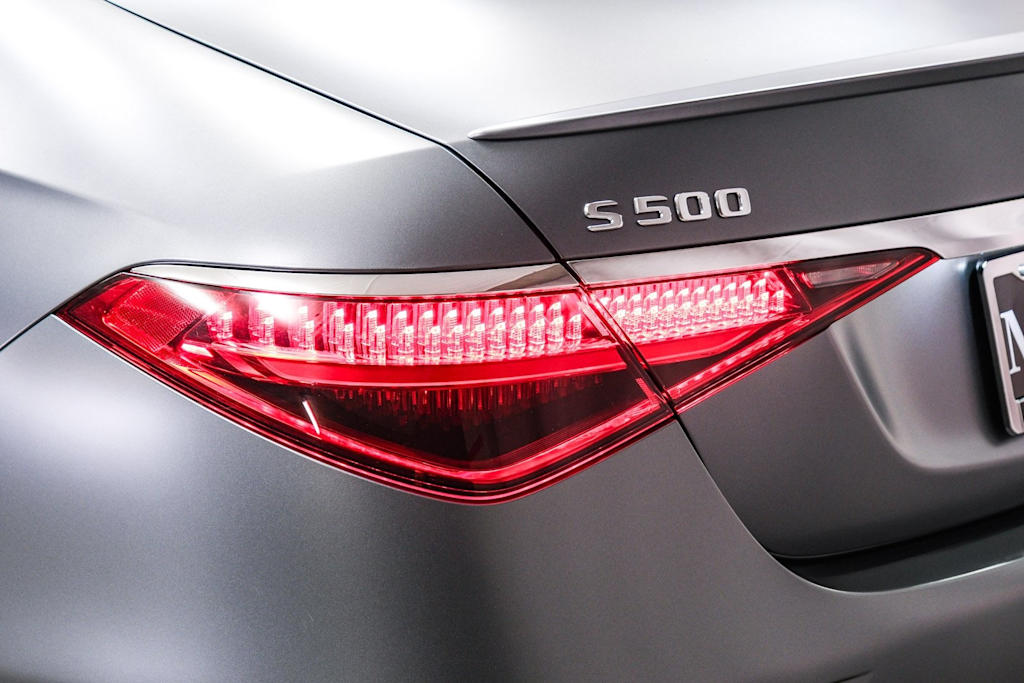 Thumbnail: 2023 Mercedes-Benz S-Class - 16