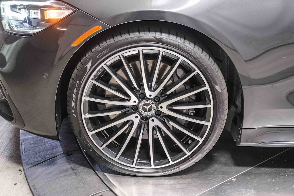 Thumbnail: 2022 Mercedes-Benz S-Class - 19