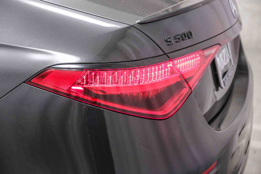 Thumbnail: 2022 Mercedes-Benz S-Class - 18