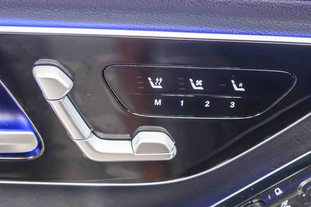 Thumbnail: 2022 Mercedes-Benz S-Class - 30