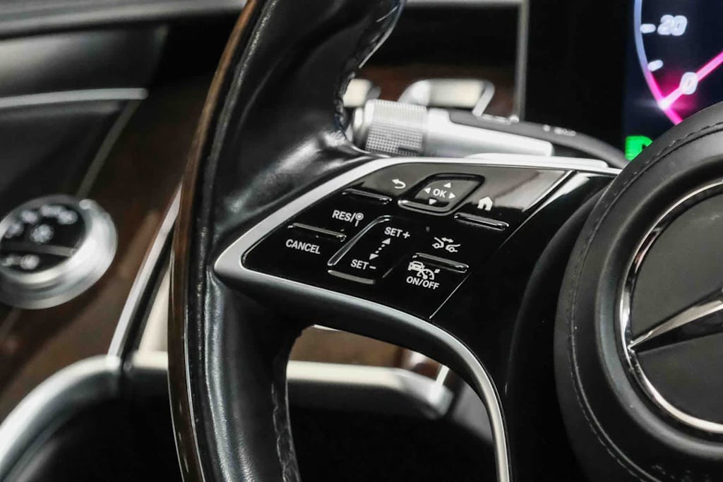 Thumbnail: 2024 Mercedes-Benz S-Class - 25