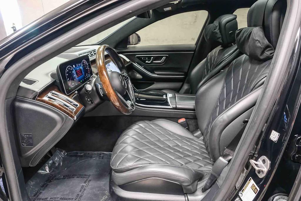 Thumbnail: 2024 Mercedes-Benz S-Class - 11