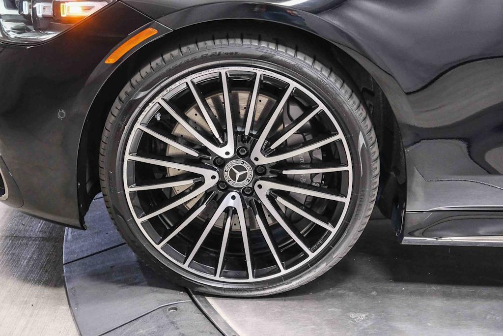 Thumbnail: 2023 Mercedes-Benz S-Class - 18
