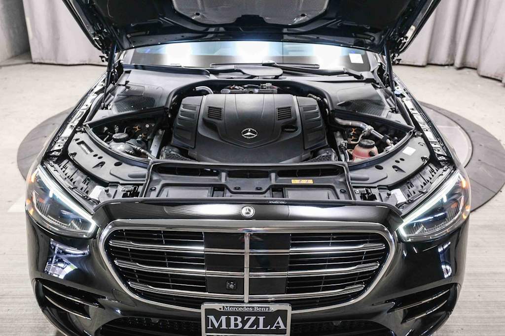 Thumbnail: 2023 Mercedes-Benz S-Class - 7