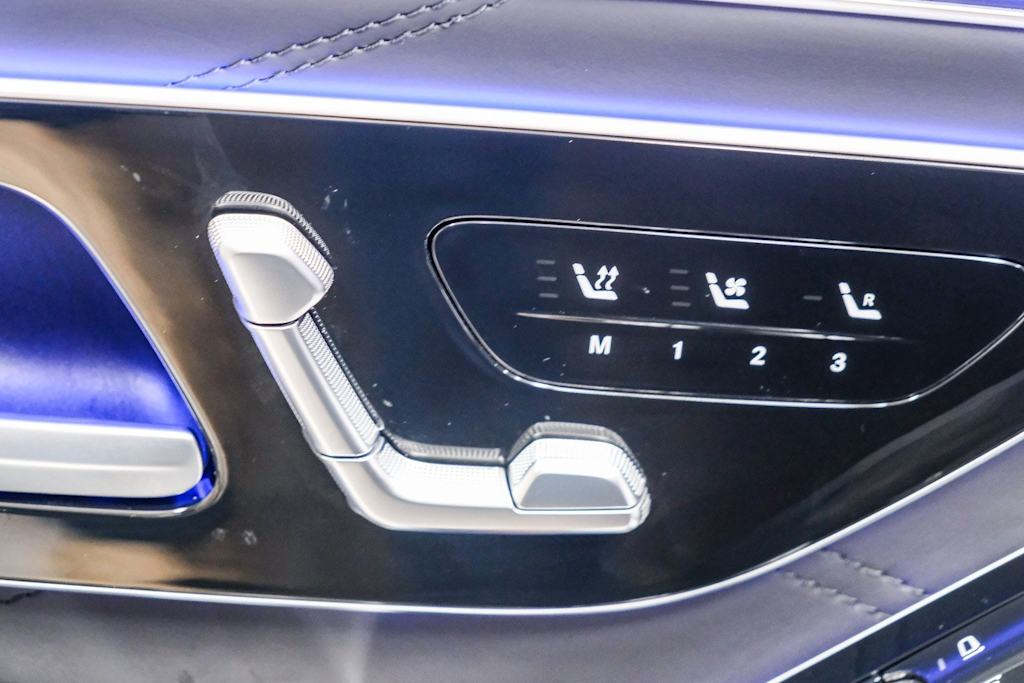 Thumbnail: 2024 Mercedes-Benz S-Class - 24