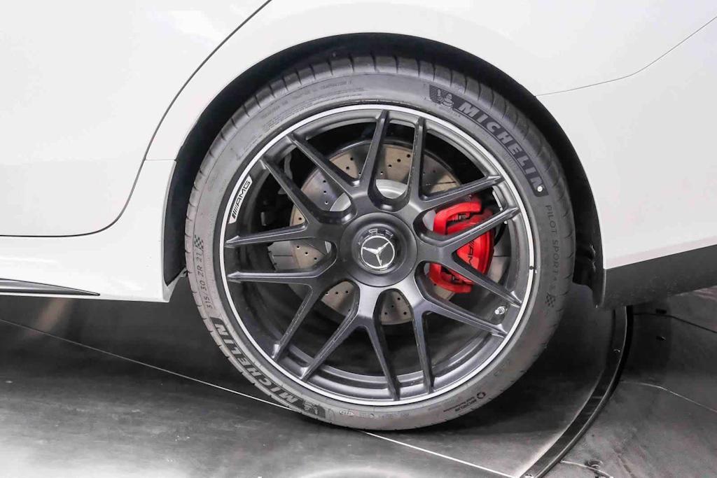 Thumbnail: 2026 Mercedes-Benz AMG GT - 6
