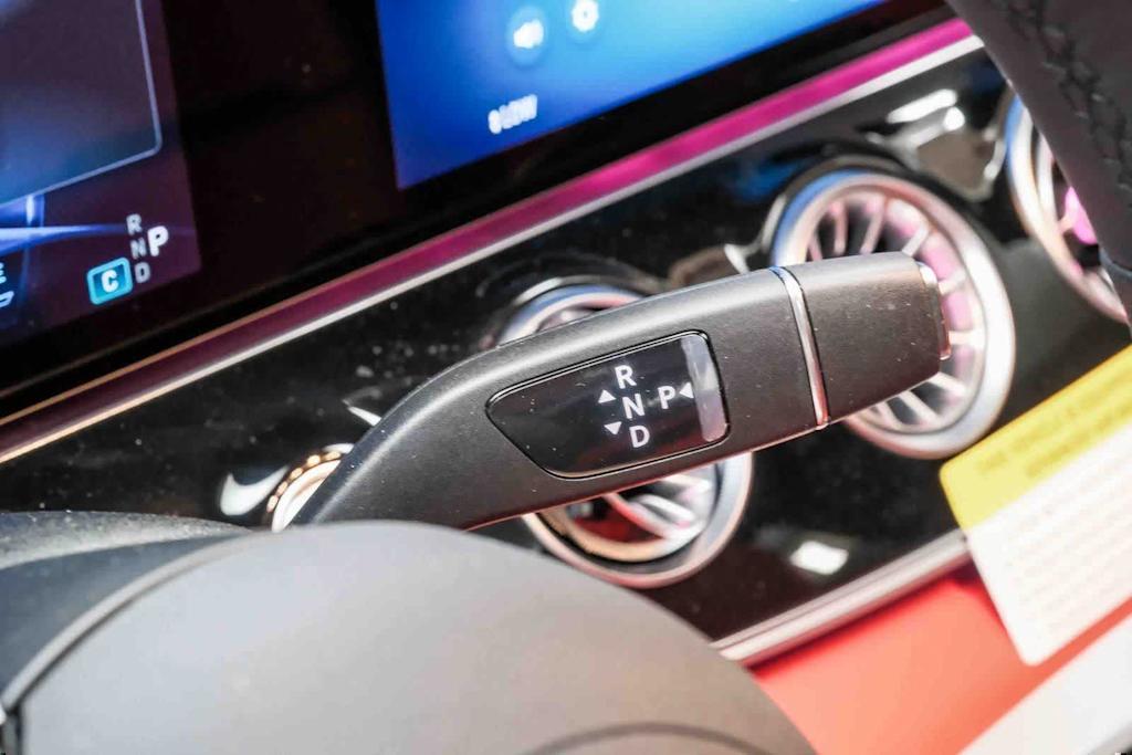 Thumbnail: 2026 Mercedes-Benz AMG GT - 23