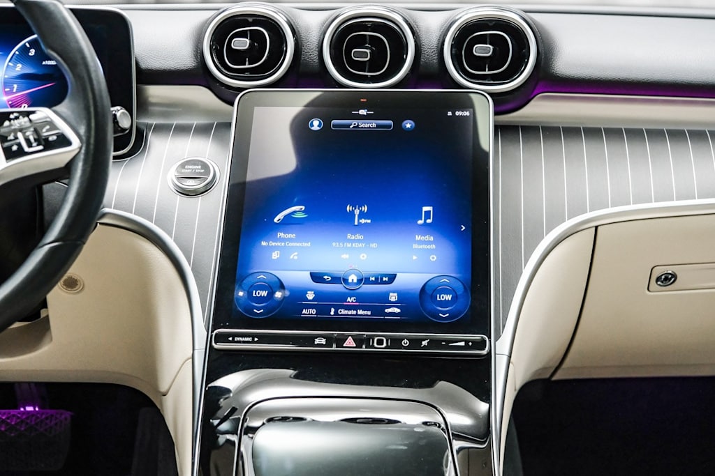 Thumbnail: 2022 Mercedes-Benz C-Class - 11