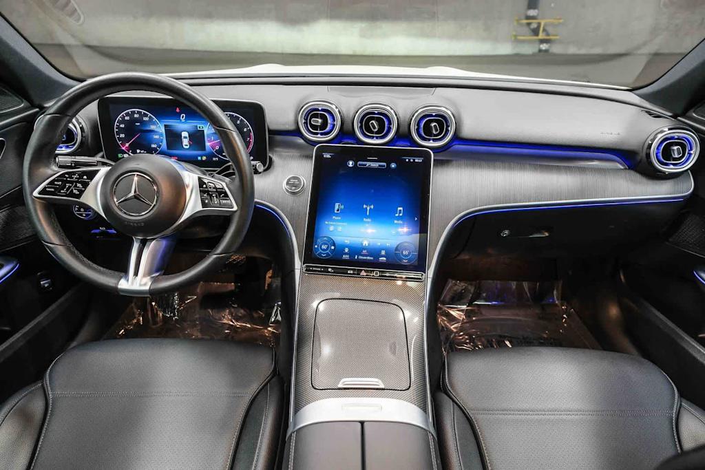 Thumbnail: 2023 Mercedes-Benz C-Class - 2