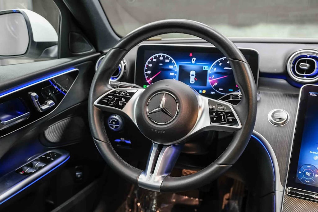 Thumbnail: 2023 Mercedes-Benz C-Class - 10