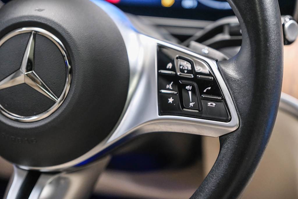 Thumbnail: 2023 Mercedes-Benz C-Class - 25