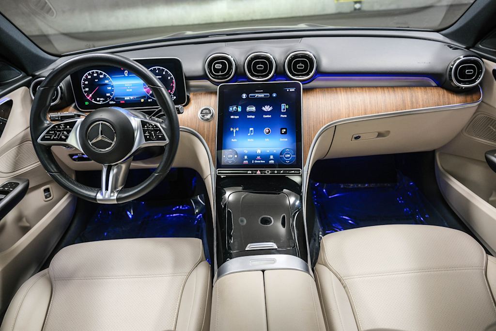 Thumbnail: 2023 Mercedes-Benz C-Class - 2