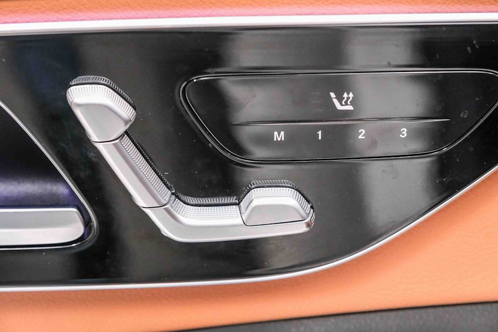 Thumbnail: 2023 Mercedes-Benz C-Class - 24