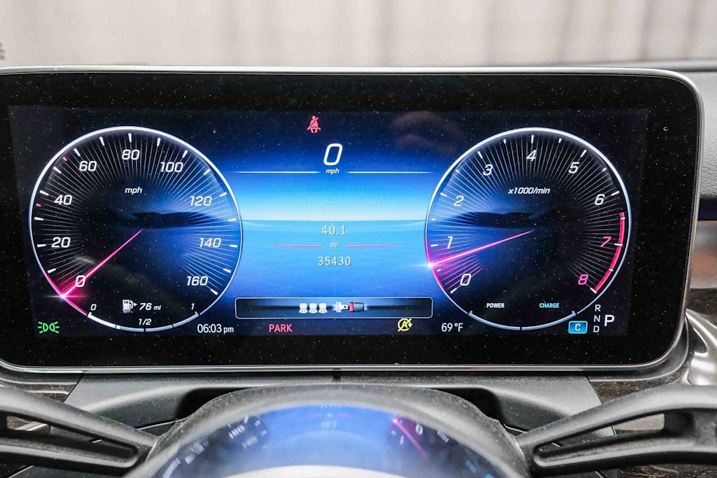 Thumbnail: 2023 Mercedes-Benz C-Class - 25