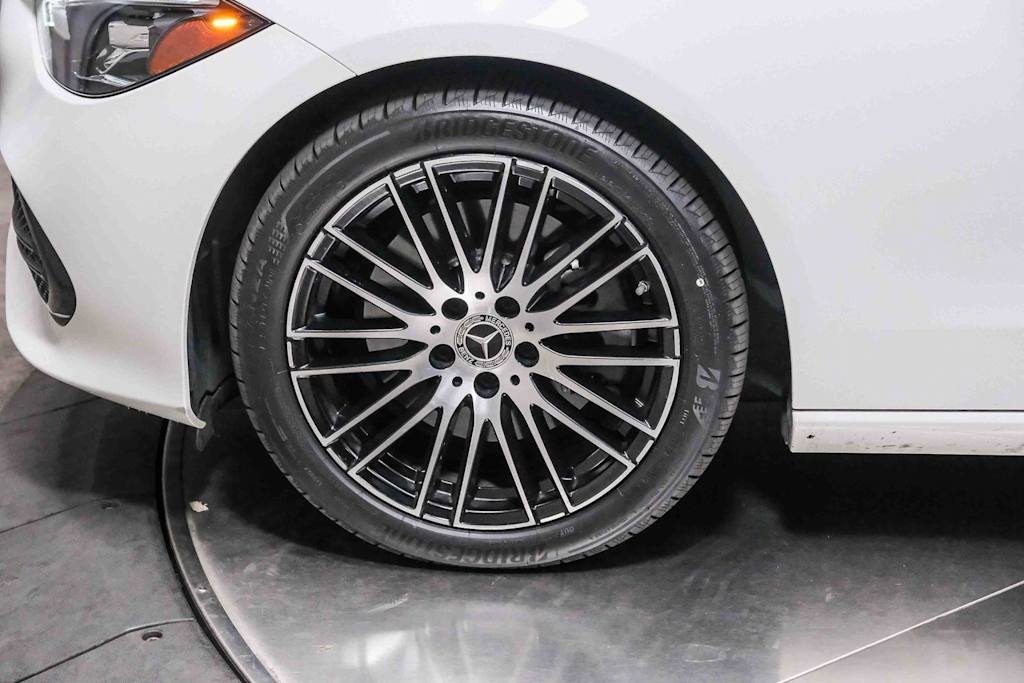 Thumbnail: 2023 Mercedes-Benz C-Class - 20