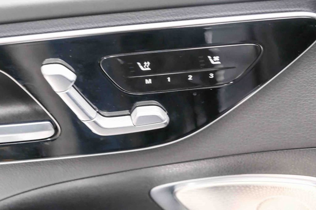 Thumbnail: 2023 Mercedes-Benz C-Class - 28