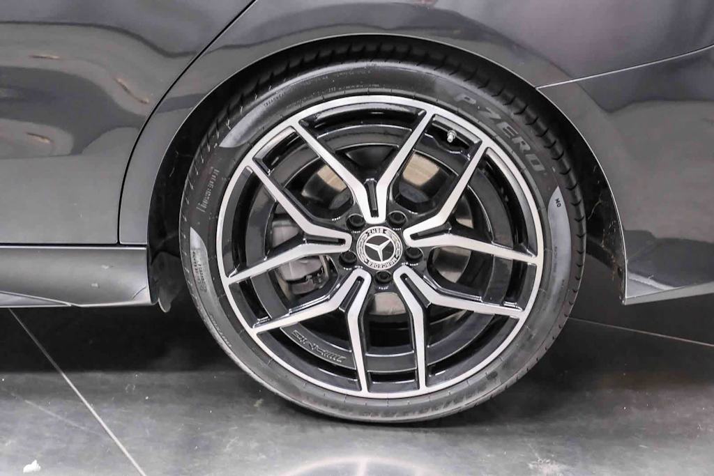Thumbnail: 2023 Mercedes-Benz C-Class - 8