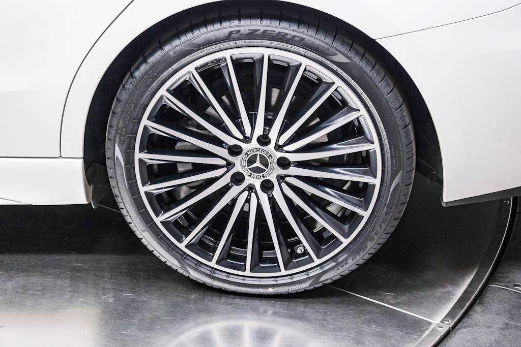 Thumbnail: 2023 Mercedes-Benz C-Class - 7