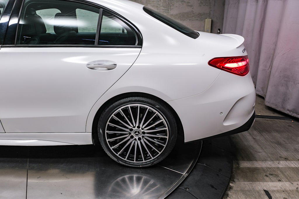 Thumbnail: 2023 Mercedes-Benz C-Class - 6
