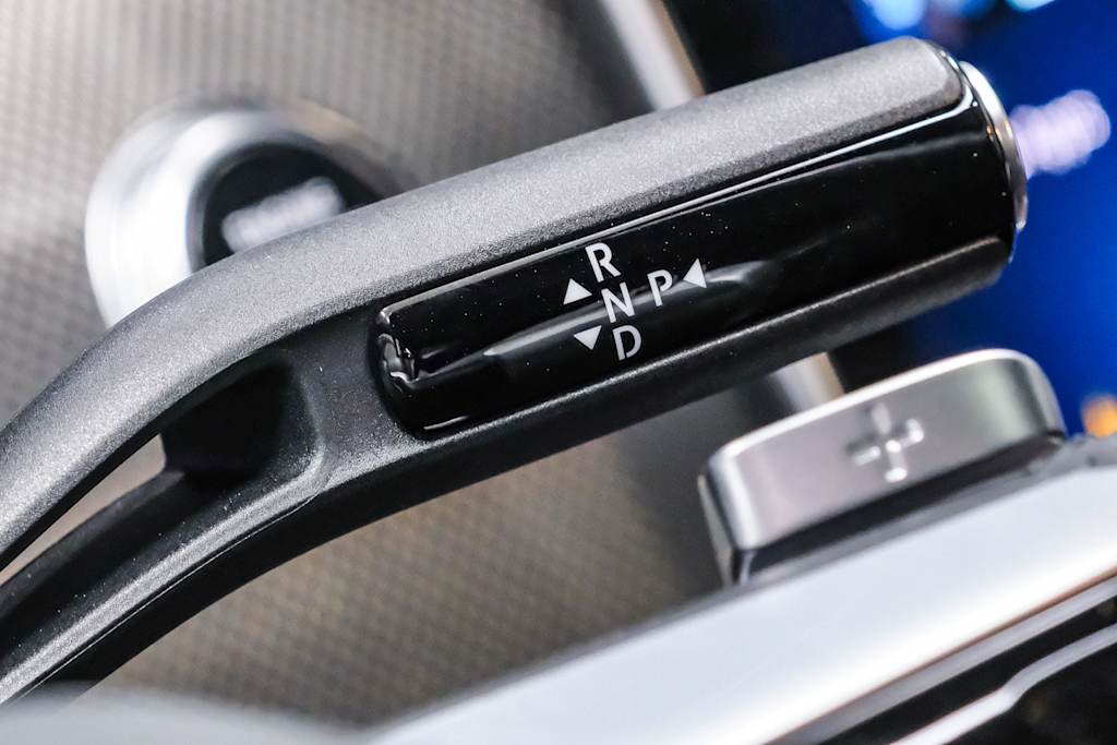 Thumbnail: 2023 Mercedes-Benz C-Class - 27