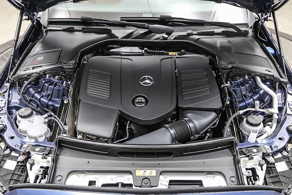 2025 Mercedes-Benz C-Class C 300 8