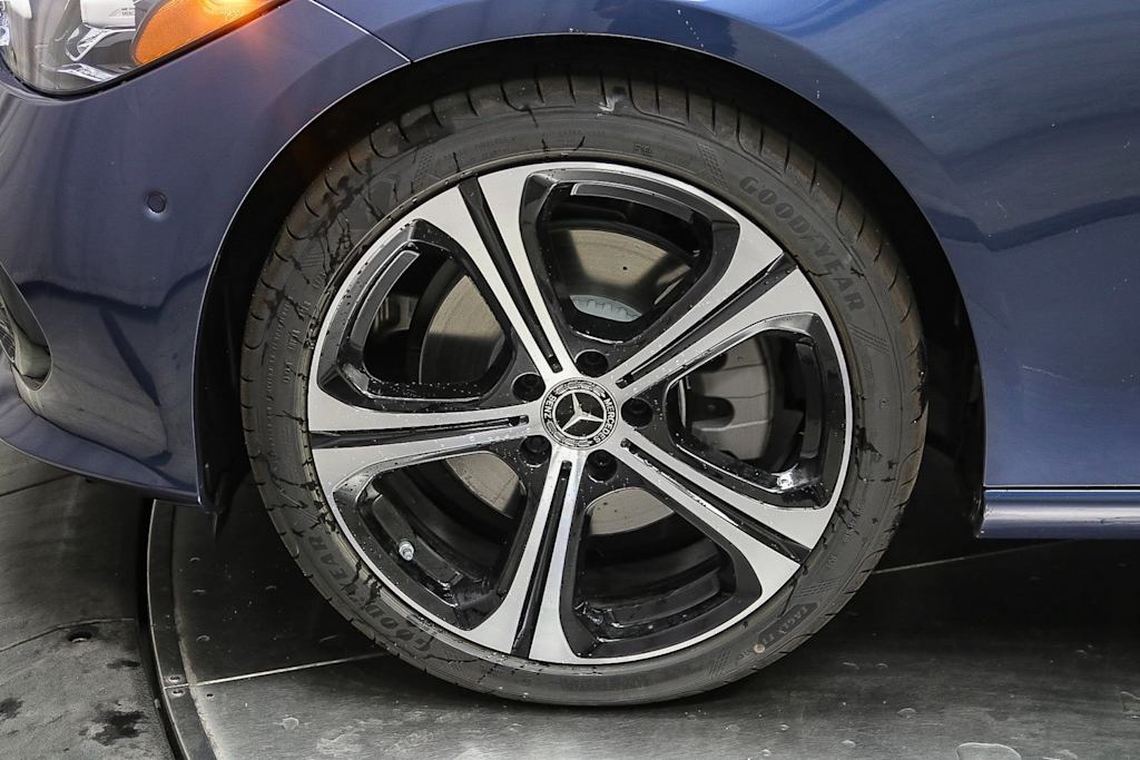 2025 Mercedes-Benz C-Class C 300 21
