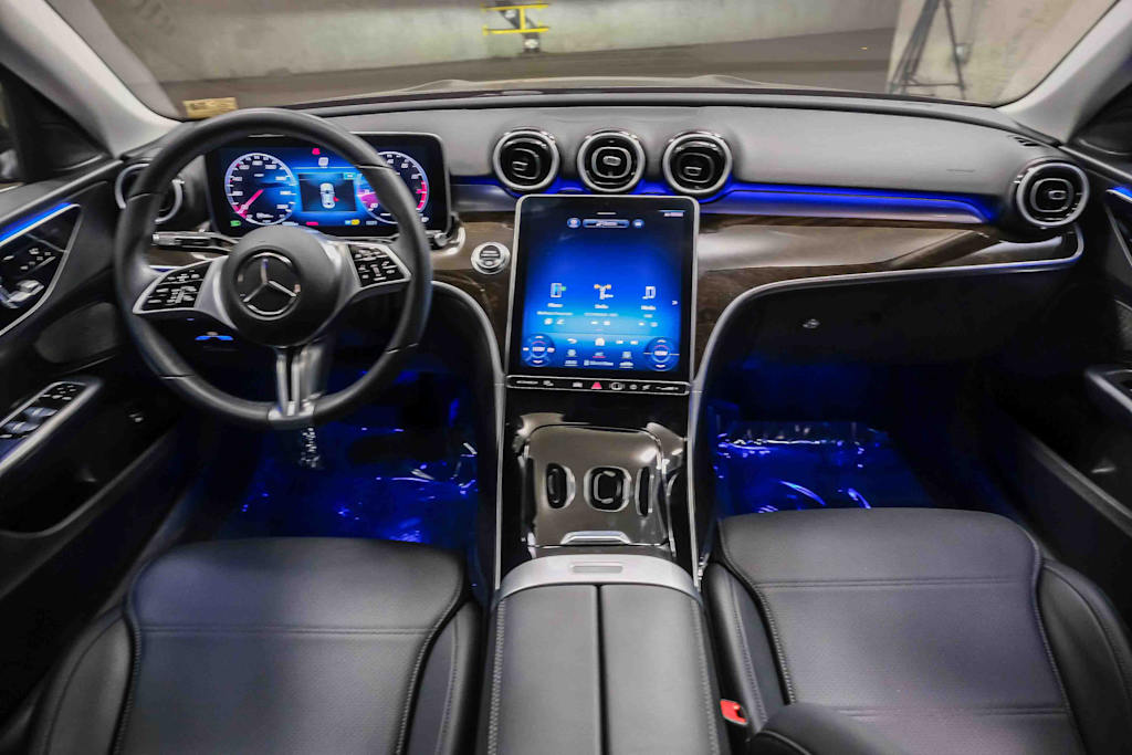Thumbnail: 2023 Mercedes-Benz C-Class - 2