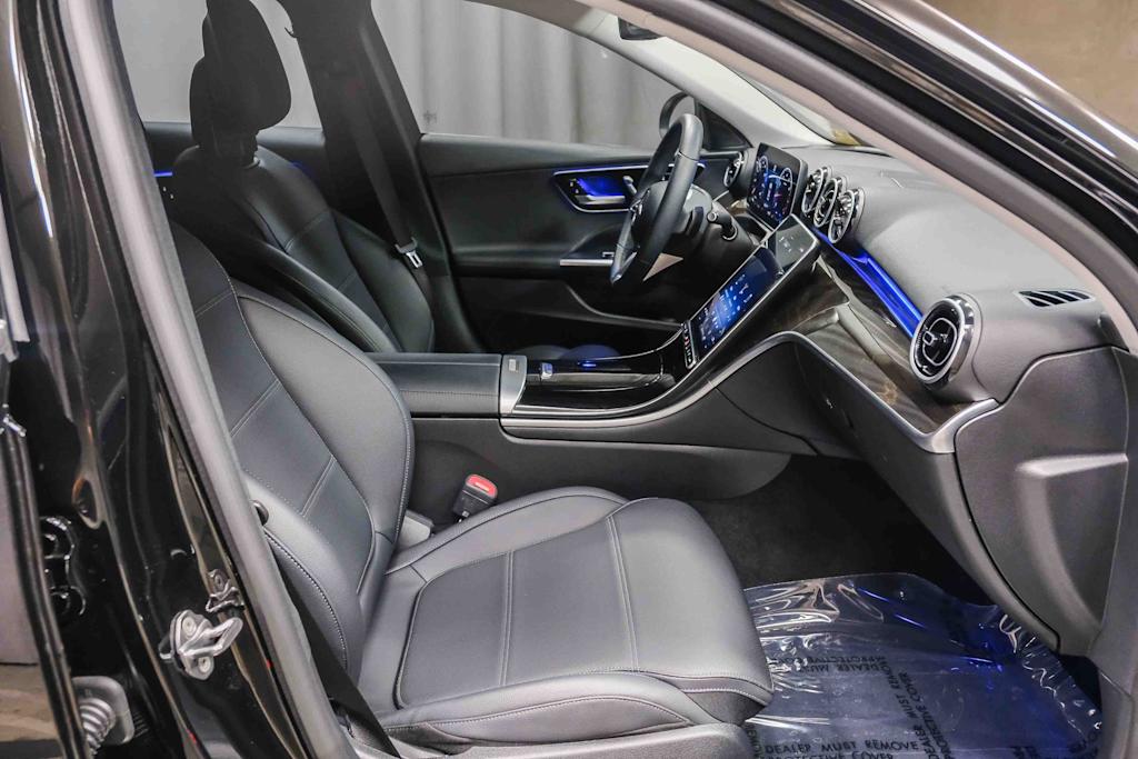 Thumbnail: 2023 Mercedes-Benz C-Class - 9