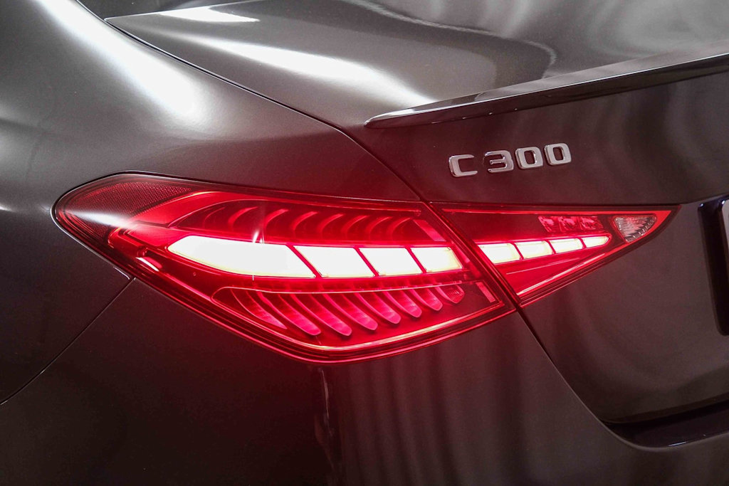 Thumbnail: 2022 Mercedes-Benz C-Class - 17