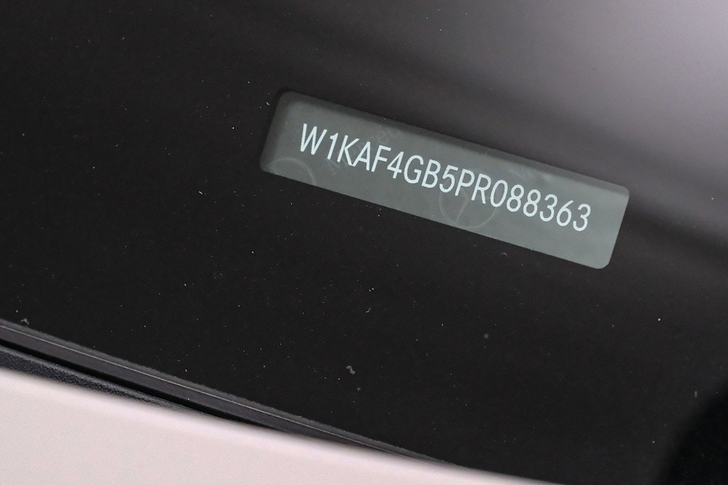 Thumbnail: 2023 Mercedes-Benz C-Class - 15