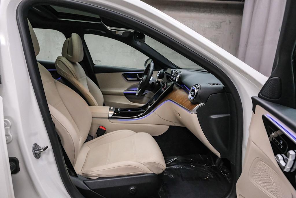 Thumbnail: 2023 Mercedes-Benz C-Class - 10