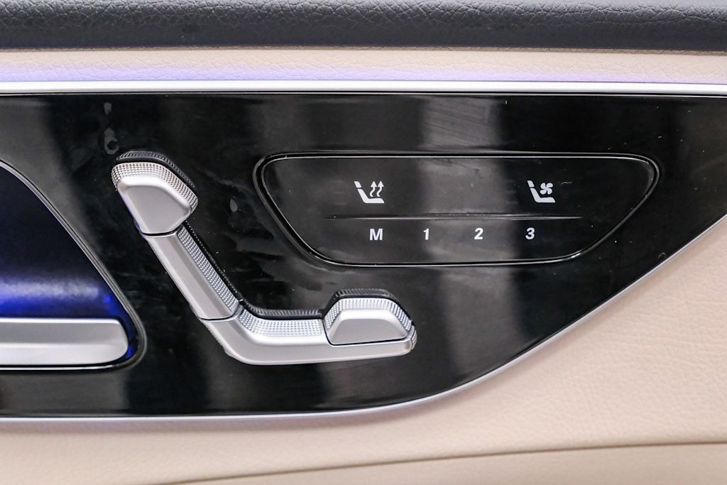 Thumbnail: 2023 Mercedes-Benz C-Class - 26