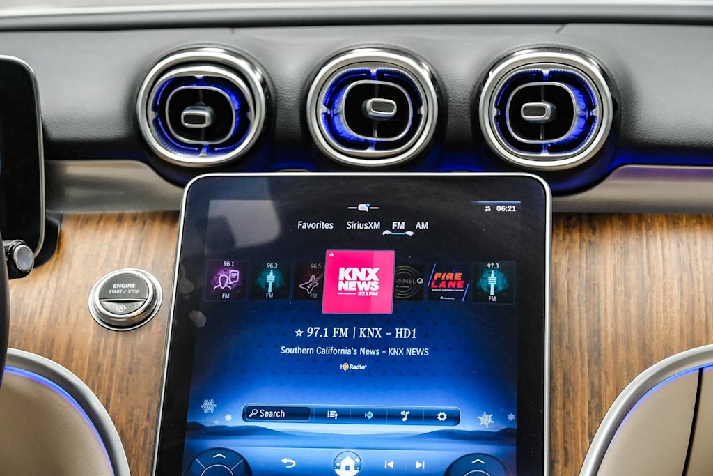 Thumbnail: 2023 Mercedes-Benz C-Class - 23