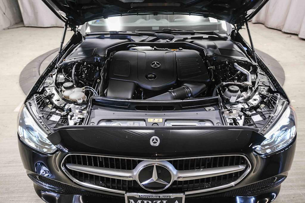 Thumbnail: 2023 Mercedes-Benz C-Class - 9
