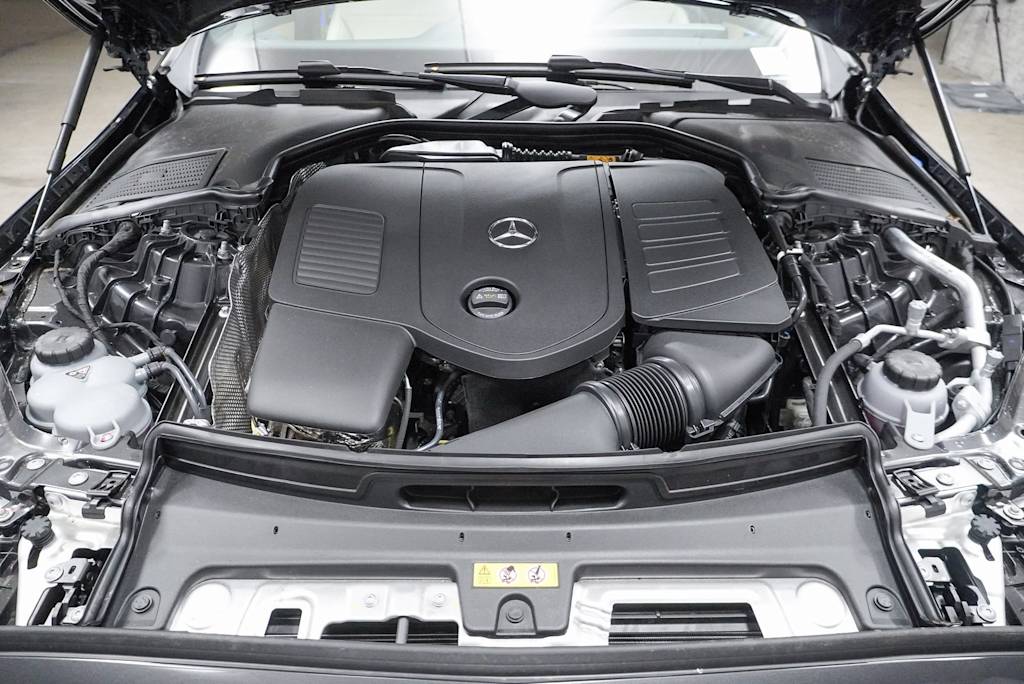 2025 Mercedes-Benz C-Class C 300 8