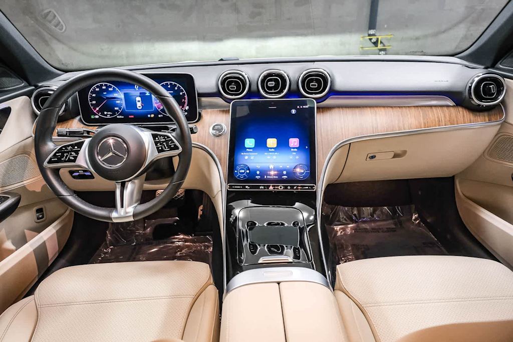 Thumbnail: 2025 Mercedes-Benz C-Class - 2