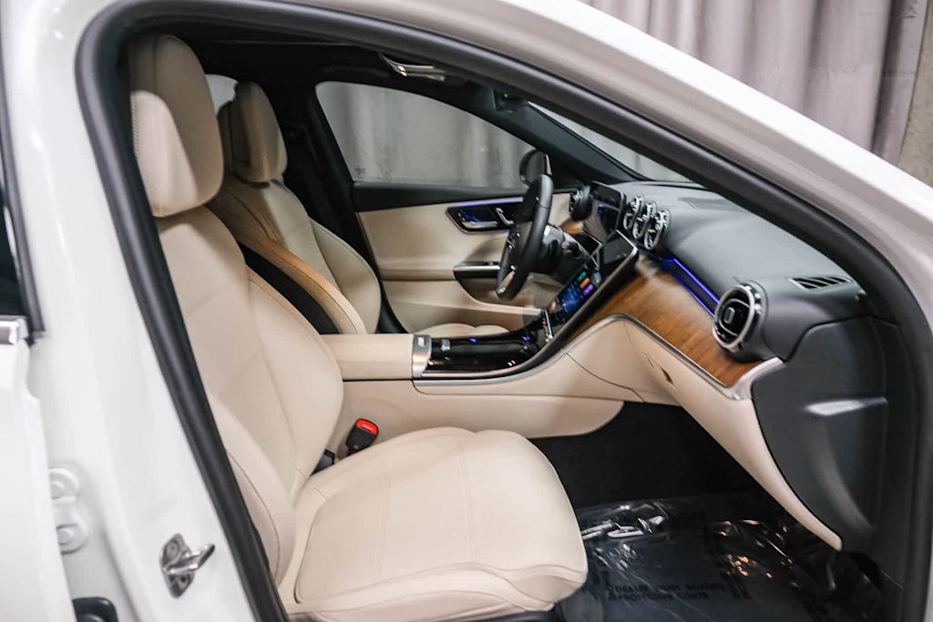 Thumbnail: 2025 Mercedes-Benz C-Class - 11