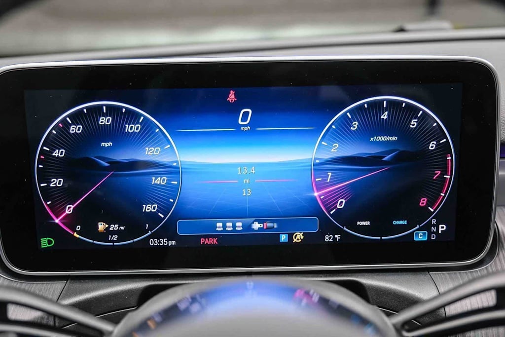 Thumbnail: 2026 Mercedes-Benz C-Class - 30