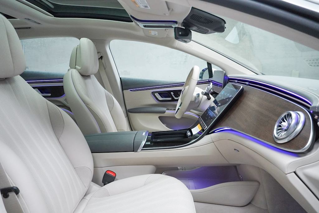 2022 Mercedes-Benz EQS 450+ 9