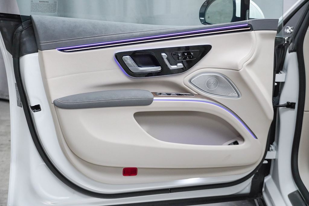 2022 Mercedes-Benz EQS 450+ 23
