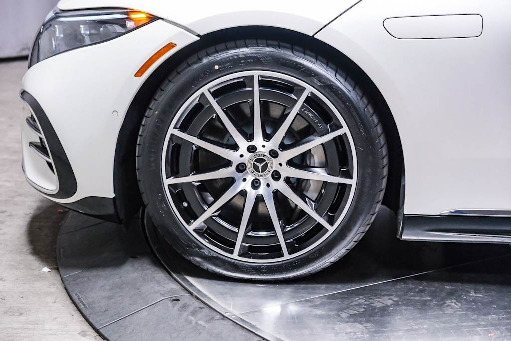 Thumbnail: 2023 Mercedes-Benz EQS - 17