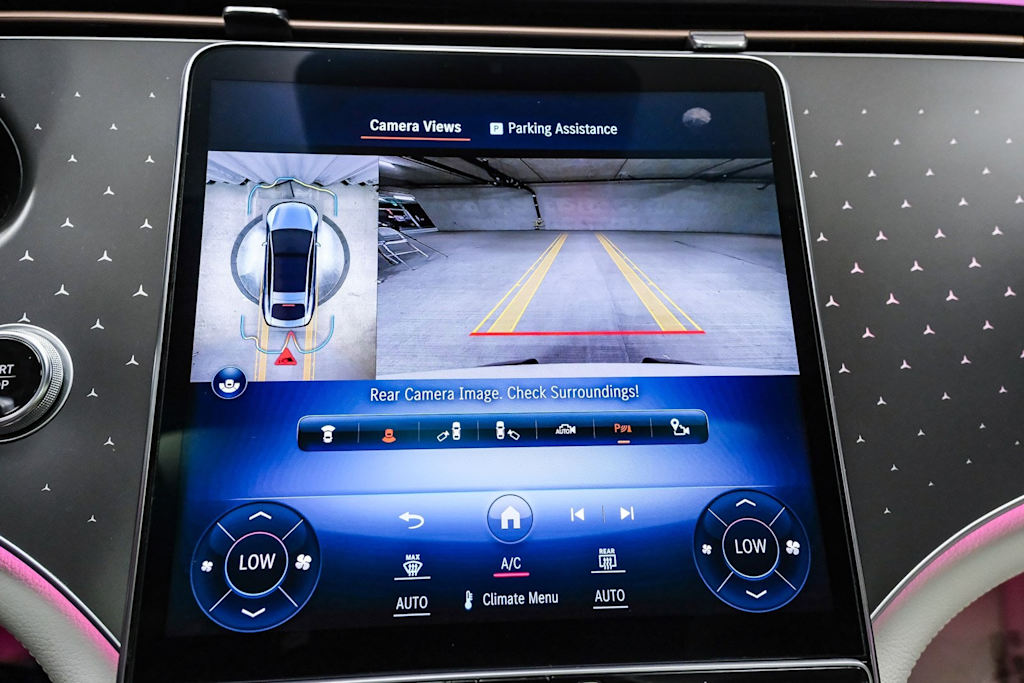 Thumbnail: 2023 Mercedes-Benz EQS - 25