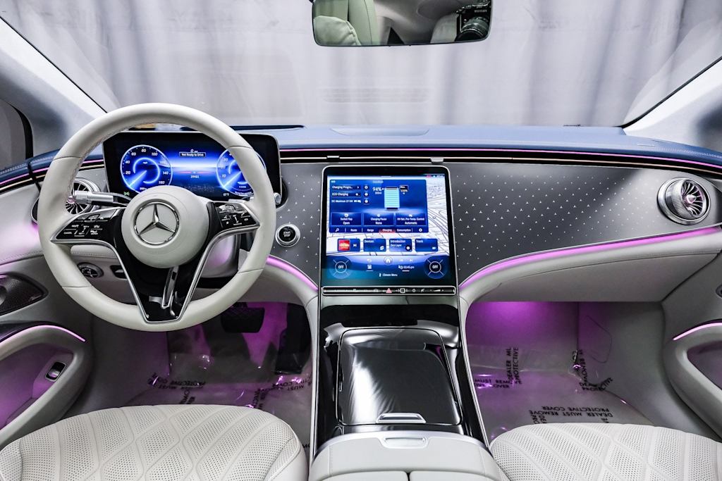 Thumbnail: 2023 Mercedes-Benz EQS - 2